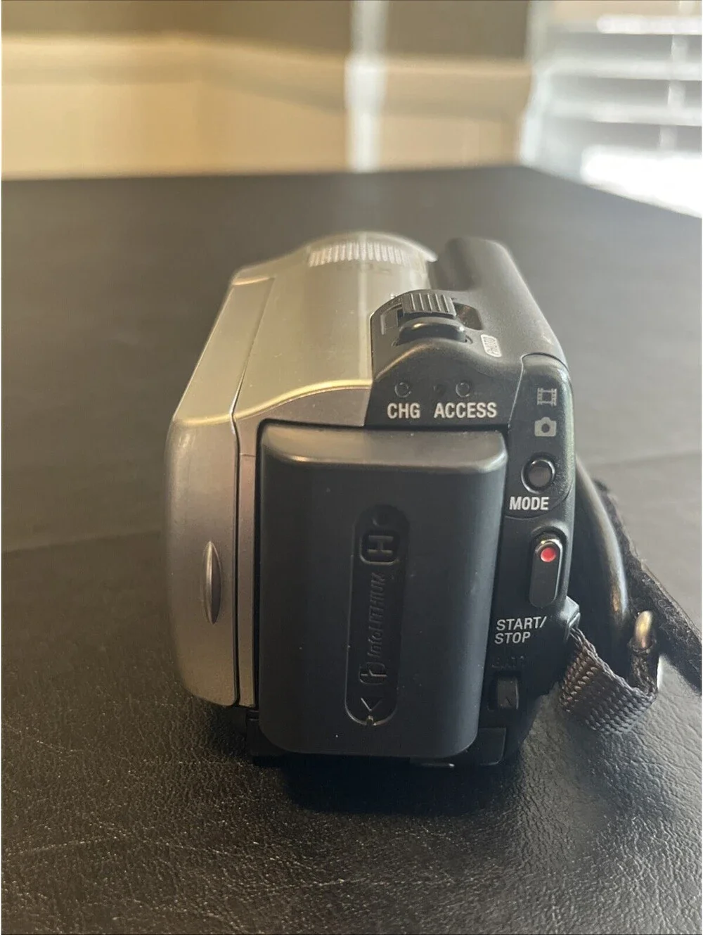 Sony Handycam DCR-SR47 Digital Video Camera Camcorder 60x Zoom 60GB - Tested